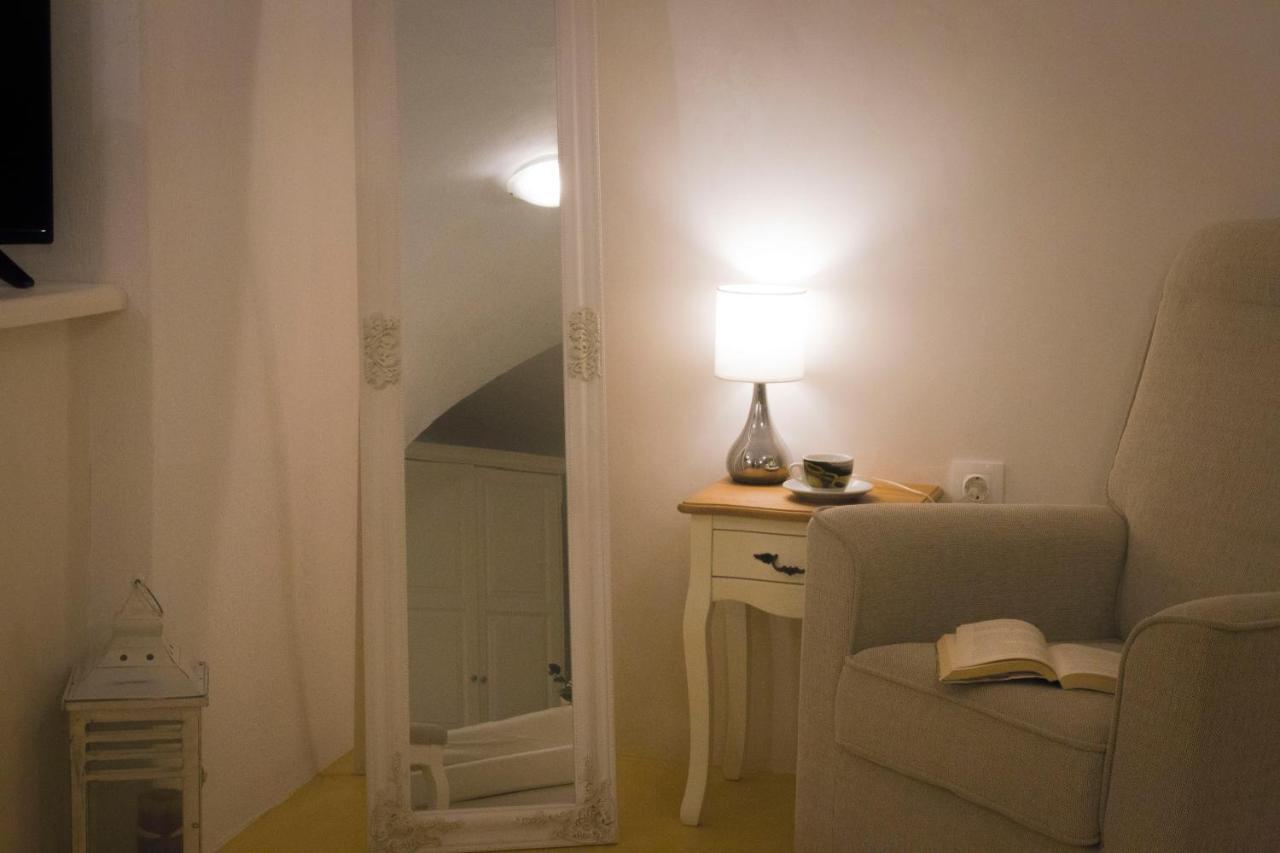 Linos Suites Emporio  エクステリア 写真